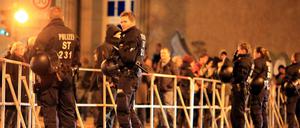 600 AfD-Sympathisanten kamen am Mittwoch zu einer Demonstration in Magdeburg zusammen. Wieder wurde dabei Journalisten angegriffen.