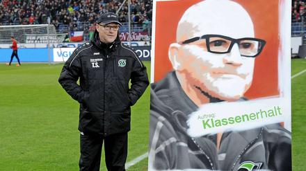 Klarer Auftrag. Der Start ging für Thomas Schaaf und Hannover 96 aber gründlich daneben.