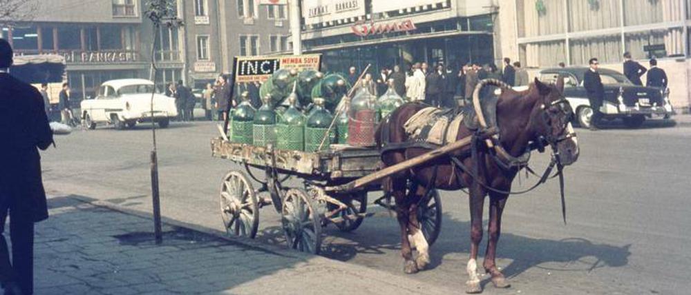 Als das Wasser noch von Pferdefuhrwerken kam. Istanbul, Ende der sechziger Jahre.