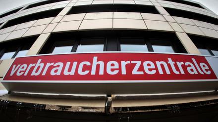 Die Verbraucherzentrale Hamburg verleiht den Negativpreis Mogelpackung des Jahres seit 2013.