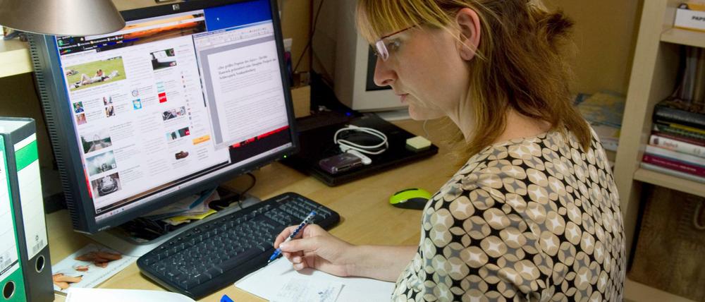 Das Arbeitszimmer kann man nur dann von der Steuer absetzen, wenn man es rein zum Arbeiten nutzt.