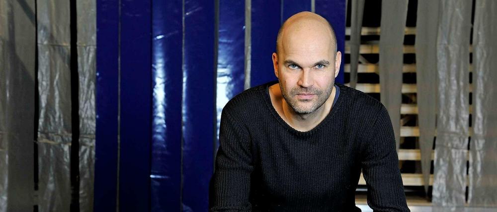 Nicoals Stemann bringt die dänische Kultserie "Borgen" auf die Bühne.
