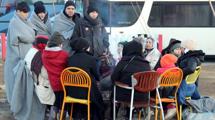 Flüchtlinge in Griechenland: Nur wenige 17 Prozent der Befragten erwarten, dass eine EU-Lösung die Migrantenzahlen in Deutschland verringert.