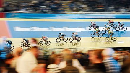 Das 105. Sechstagerennen im Velodrom.