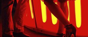 Frauen und Männerbeine