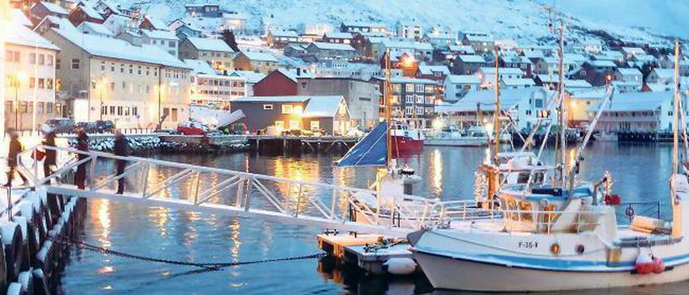 Blaue Stunde in Honningsvag. 