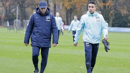 "Ich mag Änis". Trainer Dardai (li.) und sein Ex-Spieler.