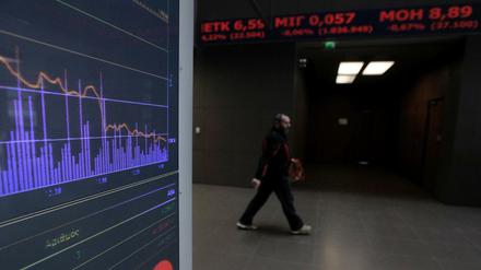 Nervöse Märkte. Nach dem Dax-Absturz am Montag, krachte es am Dienstag auch in Tokio und Athen.