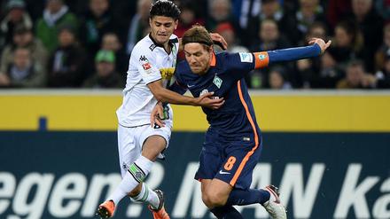 Mahmoud Dahoud (l.) gab ein starkes Comeback gegen Bremen.