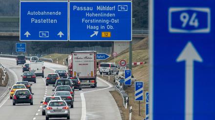 Bund-Länder-Streit beim Autobahnbau.