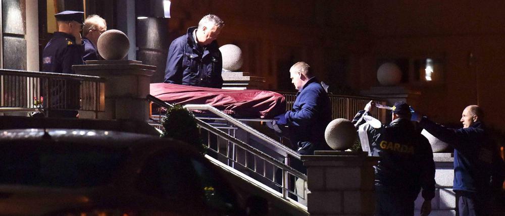 Ein Mann wurde bei der Schießerei vor einem Boxkampf in Dublin getötet. Inzwischen soll sich die paramilitärische Organisation Continuity IRA dazu bekannt haben. 