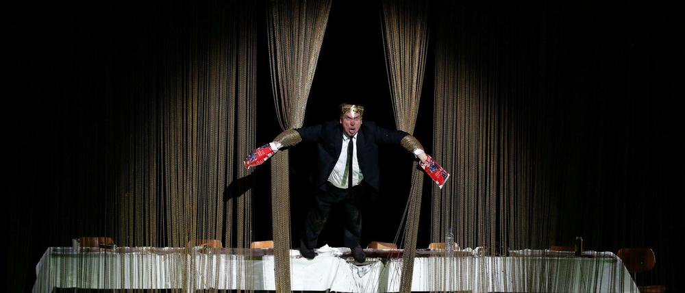 Import: Lars Eidinger als Hamlet beim Gastspiel der Berliner Schaubühne auf dem Fadjr-Festival in Teheran im Januar 2016.