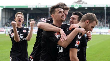 Da kommt Freude auf. Der FC St. Pauli tritt im nächsten Spiel besonders ausgestattet an.