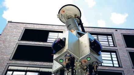 Die Summe aller Grundrissebenen eines Gebäudes könnte nach der Reform der Grundsteuer eine Rolle spielen. Wie sie wohl erfasst werden soll – mit Kamerawagen wie hier von Nokia für seinen Kartendienst Here? Oder per Satellit?