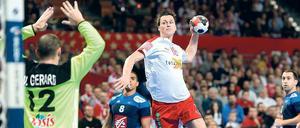 Erst warten, dann treffen. Von Hans Lindberg werden Tore erwartet, egal ob im dänischen Nationalteam oder nun bei den Füchsen. 
