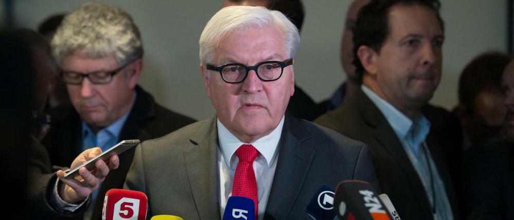 Bundesaußenminister Frank-Walter Steinmeier am Rande der Syrien-Konferenz.