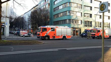 Einsatz in Moabit. Die Feuerwehr rückte zu einem Kellerbrand aus. 