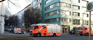 Einsatz in Moabit. Die Feuerwehr rückte zu einem Kellerbrand aus.