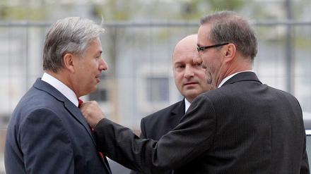 Klaus Wowereit, Rainer Bomba und Matthias Platzeck (von links) - Mitglieder des BER-Aufsichtsrats in der Zeit, die Brandenburgs Landesrechnungshof geprüft hat.