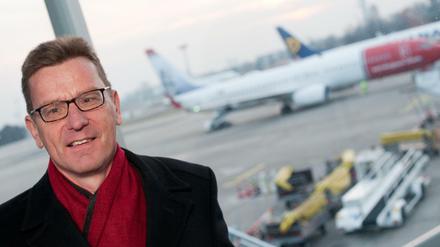Spät dran. BER-Chef Carsten Mühlenfeld hat alle Hände voll zu tun, um den Eröffnungstermin einhalten zu können.