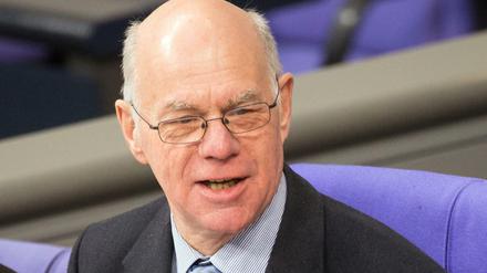 Bundestagspräsident Norbert Lammert ist zugleich Chef der Bundestagsverwaltung - und hat daher beim Thema Hausausweise ein gewichtiges Wort mitzureden.