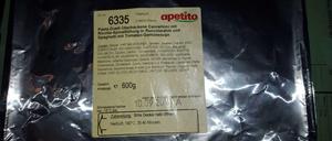 Uralte Pasta, vor fünf Monaten abgelaufen. Diese Packung fotografierte ein Polizist am Sonnabend