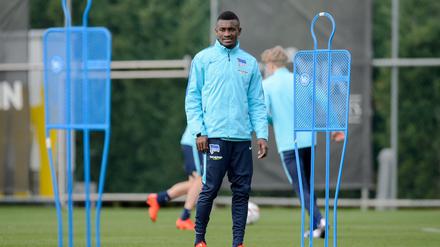 Salomon Kalou fehlt Hertha beim Spiel gegen den VfB.