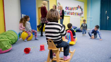 Sollen besser geschützt werden: Kinder in einer Flüchtlingsunterkunft.