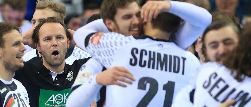 Das gibt's doch gar nicht. Bundestrainer Dagur Sigurdsson nach dem Sieg im EM-Finale gegen Spanien.