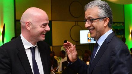 Die beiden Favoriten bei der Fifa-Wahl: Gianni Infantino (links) und Scheich Salman Al Chalifa.
