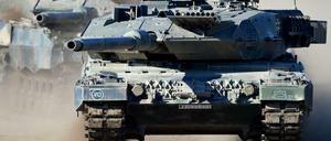 Nähren deutsche Panzer Kriege anderswo? Ein neuer Aufsatz bezweifelt diese These.