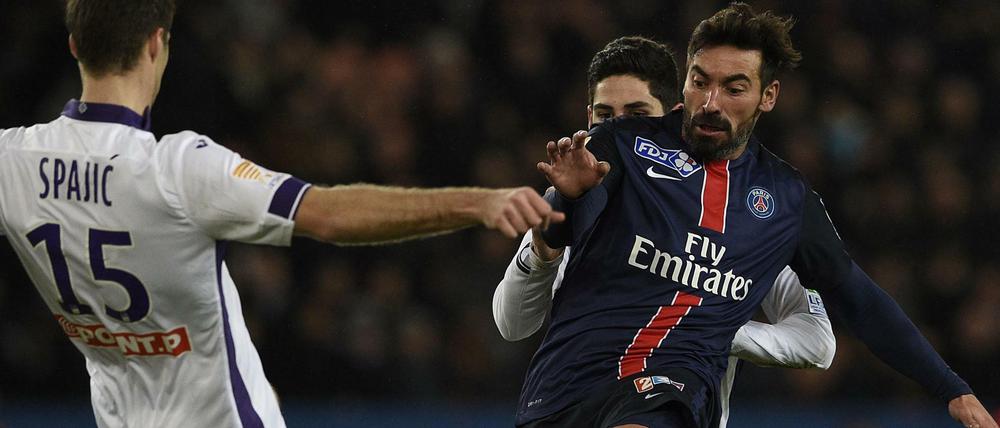 Ezequiel Lavezzi (r.) wechselt für 30 Millionen Euro Ablösesumme zu Hebei China Fortune