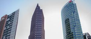 Beim Paketverkauf rund um den Potsdamer Platz wechselte im Oktober 2015 auch der Kollhoff-Tower in der Mitte den Besitzer.