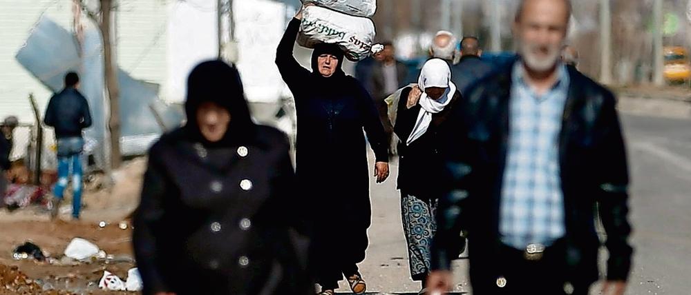 Die syrischen Flüchtlinge an der türkischen Grenze, wie hier in Kilis, brauchen demnächst Visa. 