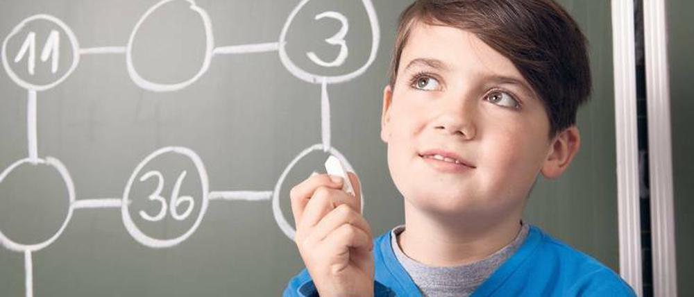 Auf welche Schule soll ich gehen? Viele Eltern würden vor der Entscheidung die Anmeldezahlen der Schulen zu Rate ziehen. Die sind großteils aber unter Verschluss.