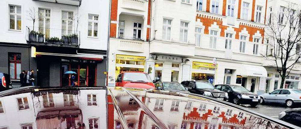 Die Angst vor der nächsten Verdrängung. Eine schicke Wohnung in der Stargarder Straße? Das wär’s. Oder doch nicht? 