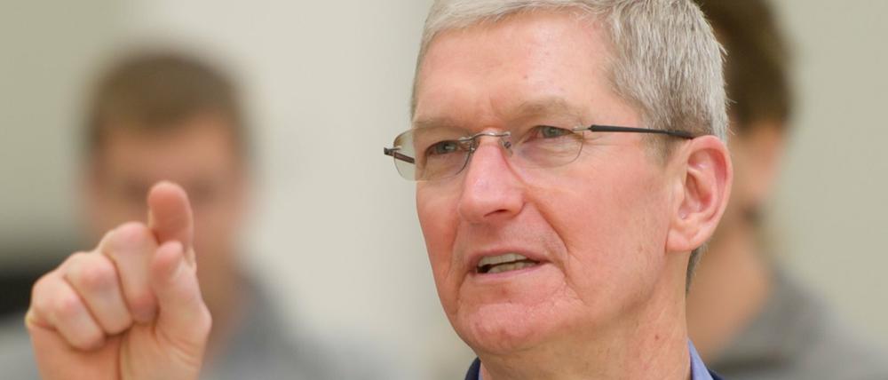 Tim Cook will sich vom FBI keine Hintertüren zum iPhone-System vorschreiben lassen. Aber allein, dass es solche geben kann, schadet dem Unternehmen bereits.