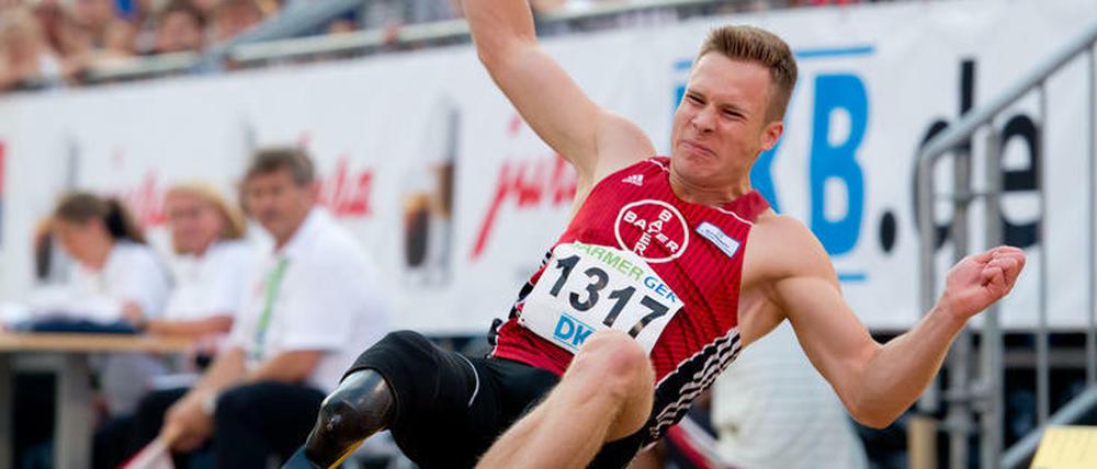 Markus Rehm will doch nur weit springen - und von Sebastian Coe wissen, wie er auch gegen Nichtbehinderte antreten kann.