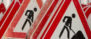 Achtung, die Bauarbeiter kommen. Wenn es sich die Bauherren leisten können ....