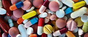 Neuer Rekord. Weit mehr als 30 Milliarden Euro haben die gesetzlichen Krankenkassen im vergangenen Jahr für Arzneimittel ausgegeben. 