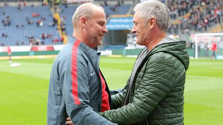 Woll'n wir tauschen? Ach nee, lass mal. Thomas Schaaf und Armin Veh haben gerade Probleme im Abstiegskampf.
