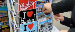 Großstadtflughafen hin oder her: Berlin zählte im vergangenen Jahr noch mehr Übernachtungen und Gäste.