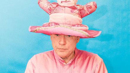 Pretty in Pink. Rosa von Praunheim, 73, ist Filmemacher und Schwulenaktivist.