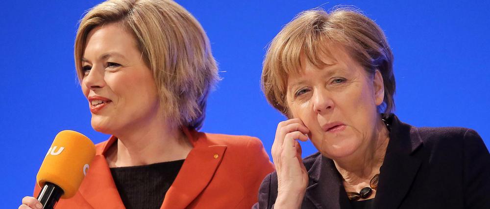 Bundeskanzlerin Angela Merkel (CDU, r) und die rheinland-pfälzische CDU Landesvorsitzende Julia Klöckner (l).