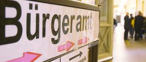 Bürgeramt Fröbelstrasse, Prenzlauer Berg. Wer zur Zeit die Dienste des Bürgeramts in Anspruch nehmen möchte, sollte sich Zeit und etwas zum Lesen mitbringen. 