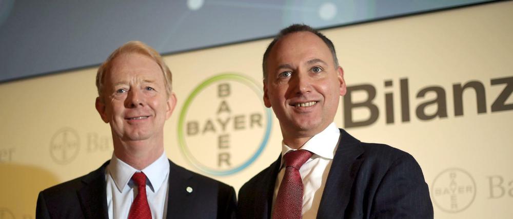 Der Alte und der Neue. Marijn Dekkers (links) und Werner Baumann bei der Vorstellung der Unternehmenszahlen im Jahr 2014.
