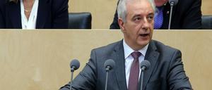 Der sächsische Ministerpräsident Stanislaw Tillich (CDU) räumte im Bundesrat ein, dass sein Bundesland größere Probleme mit Rechtsextremismus hat.