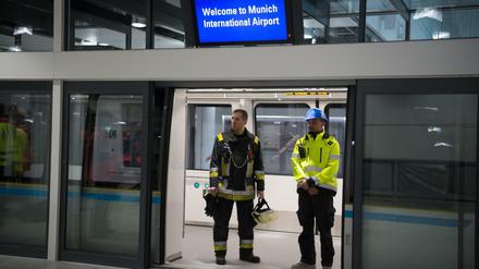 Künftig sollen Passagiere die 400 Meter lange Strecke zwischen dem Terminal 2 und dem neuen Abfertigungsgebäude mit der automatischen U-Bahn zurücklegen. 