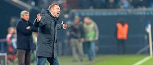 Ja, versteht mich denn keiner? André Breitenreiter wollte das Mentalitätsproblem bei Schalke 04 angehen. Bislang allerdings ohne Erfolg. 