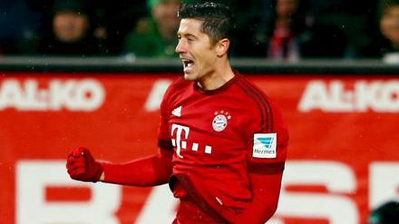 Robert Lewandowski trifft gegen Wolfsburg auch schon mal fünffach in einer Viertelstunde.